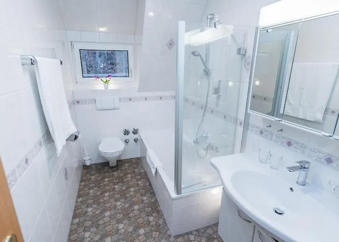 ゲストハウス Jaegerhaus ドナウエッシンゲン